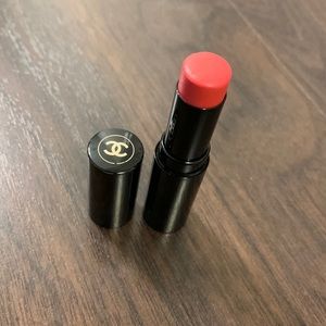 Chanel Healthy Glow Lip Balm Lipstick